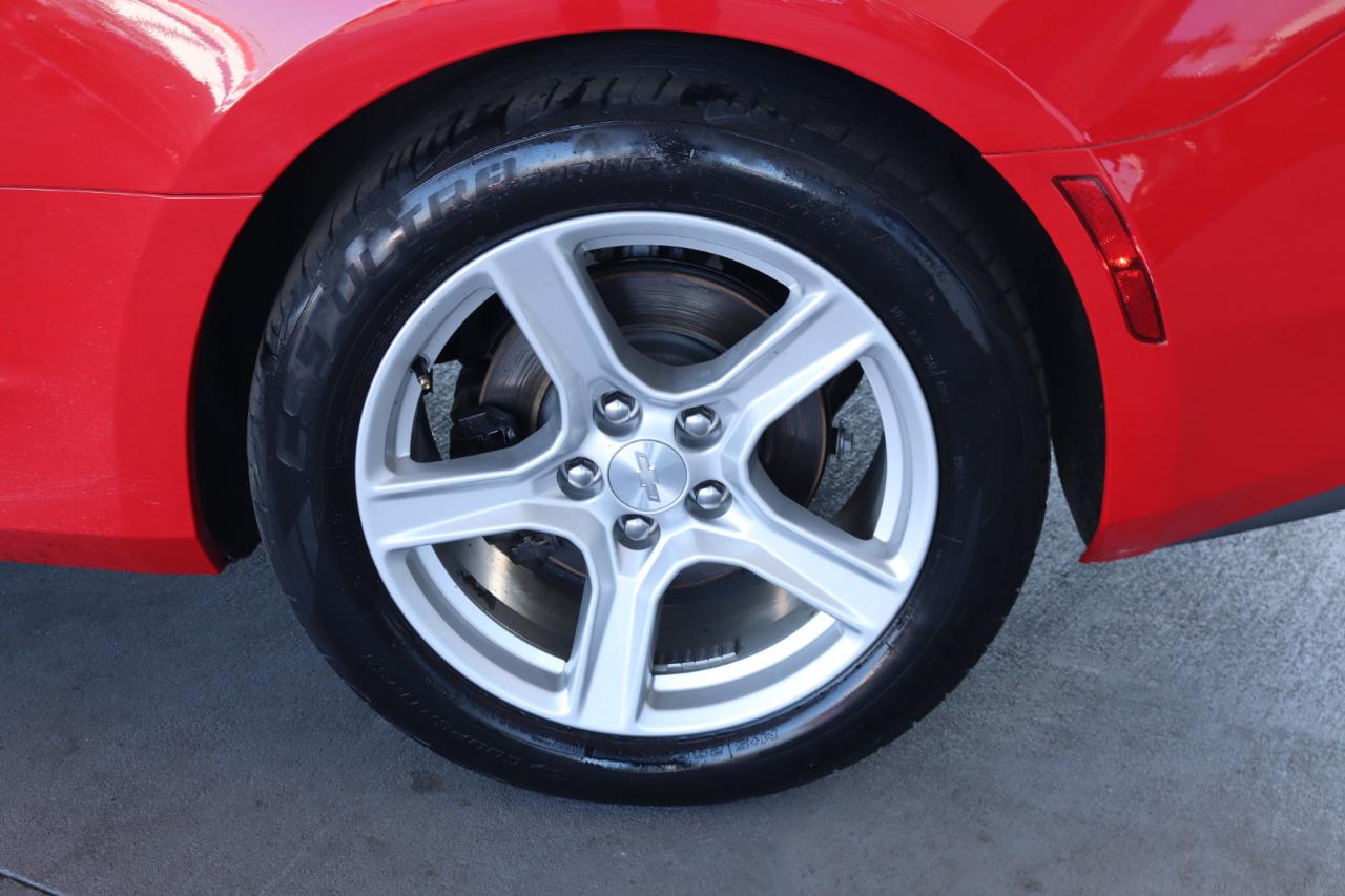 Chevrolet Camaro 2dr Cpe 1LT 2017