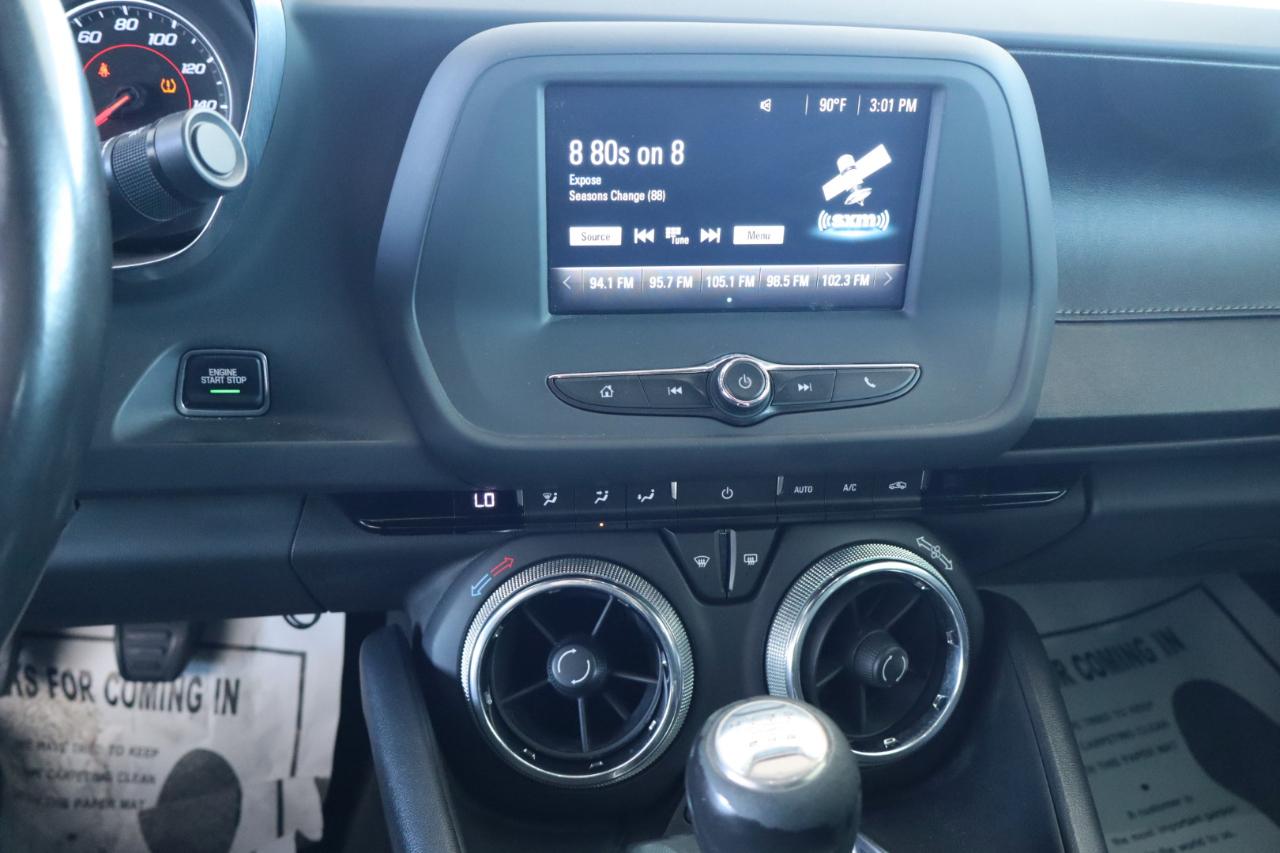 Chevrolet Camaro 2dr Cpe 1LT 2017