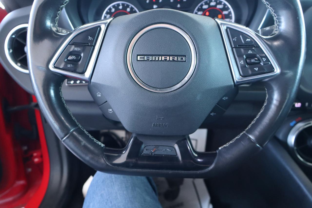 Chevrolet Camaro 2dr Cpe 1LT 2017