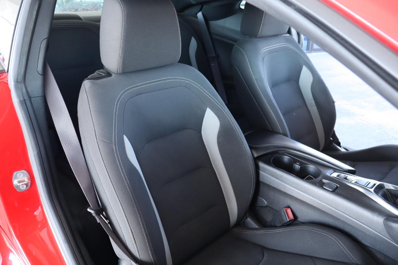 Chevrolet Camaro 2dr Cpe 1LT 2017