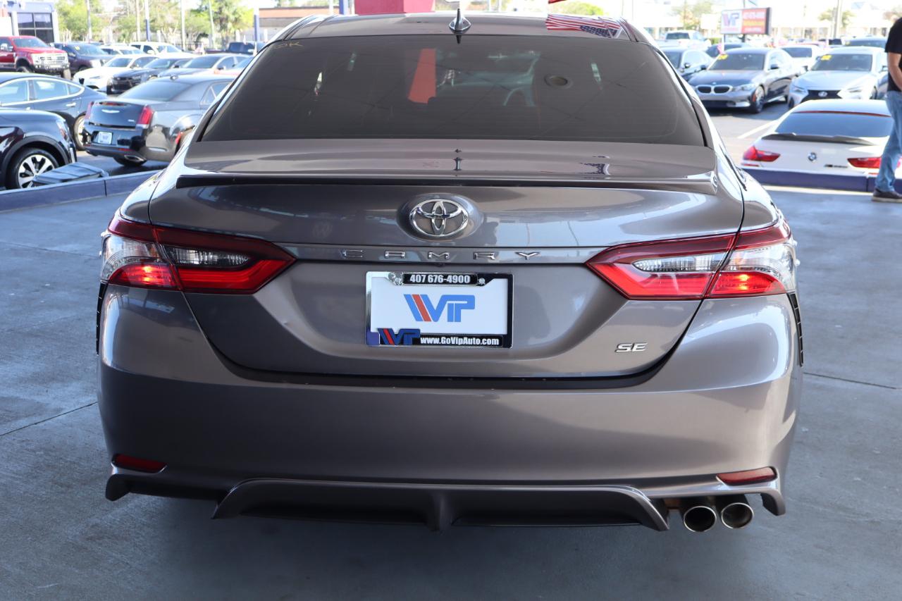 Toyota Camry SE Nightshade Auto (Natl) 2023