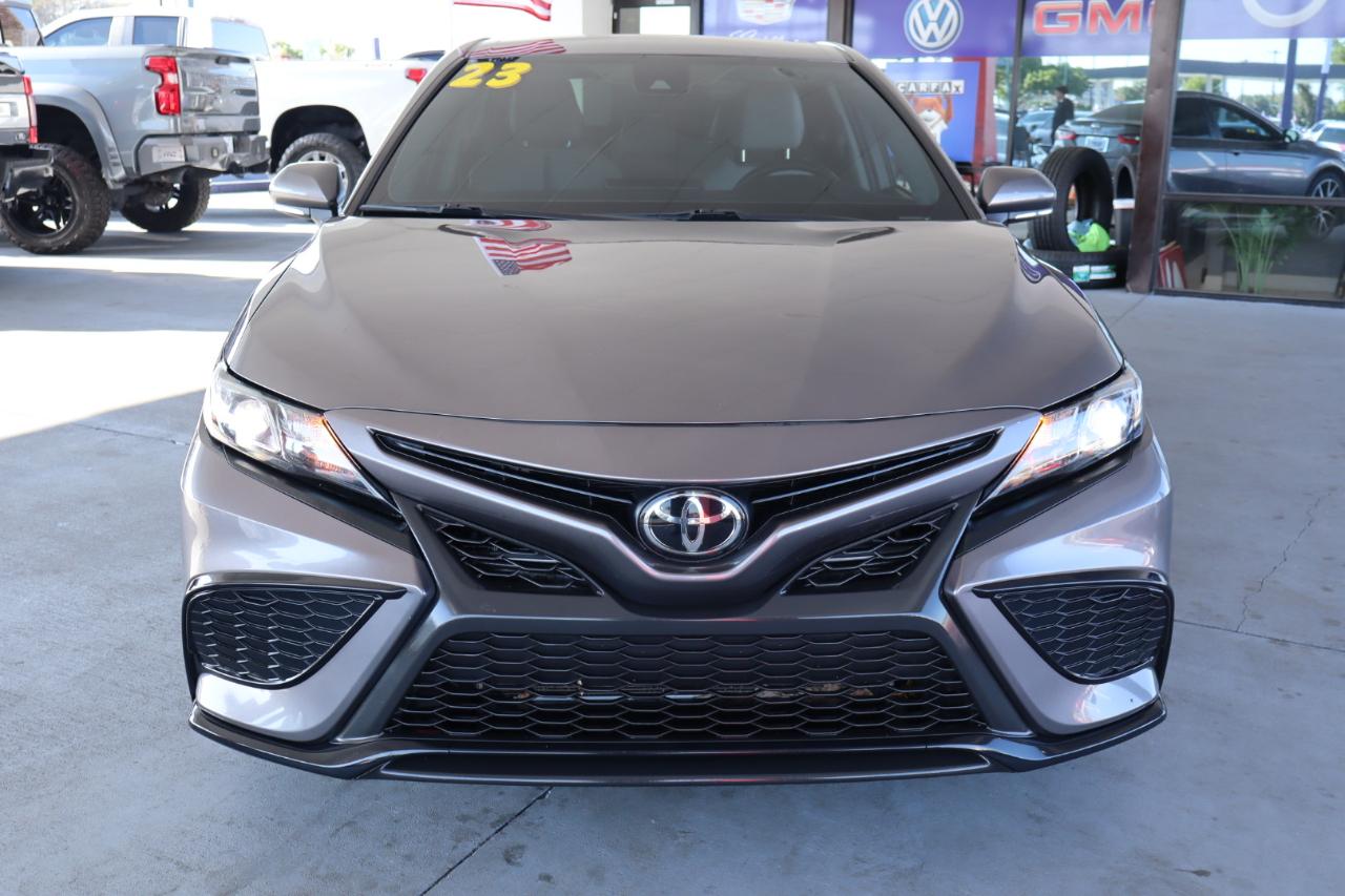 Toyota Camry SE Nightshade Auto (Natl) 2023
