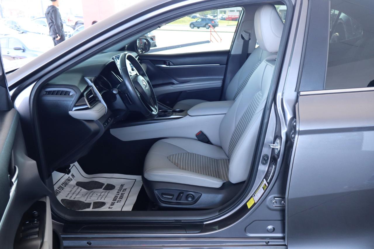 Toyota Camry SE Nightshade Auto (Natl) 2023