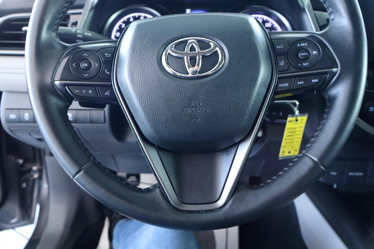 Toyota Camry SE Nightshade Auto (Natl) 2023