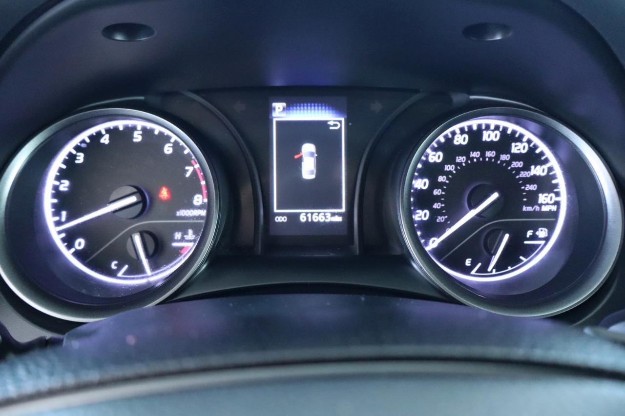 Toyota Camry SE Nightshade Auto (Natl) 2023