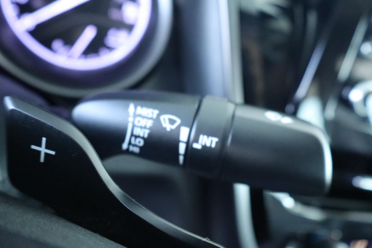 Toyota Camry SE Nightshade Auto (Natl) 2023