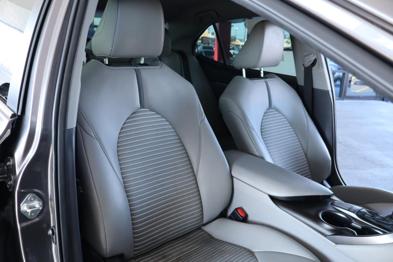 Toyota Camry SE Nightshade Auto (Natl) 2023