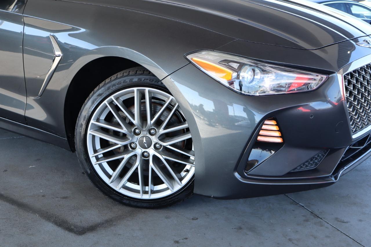 Genesis G70 2.0T RWD 2021