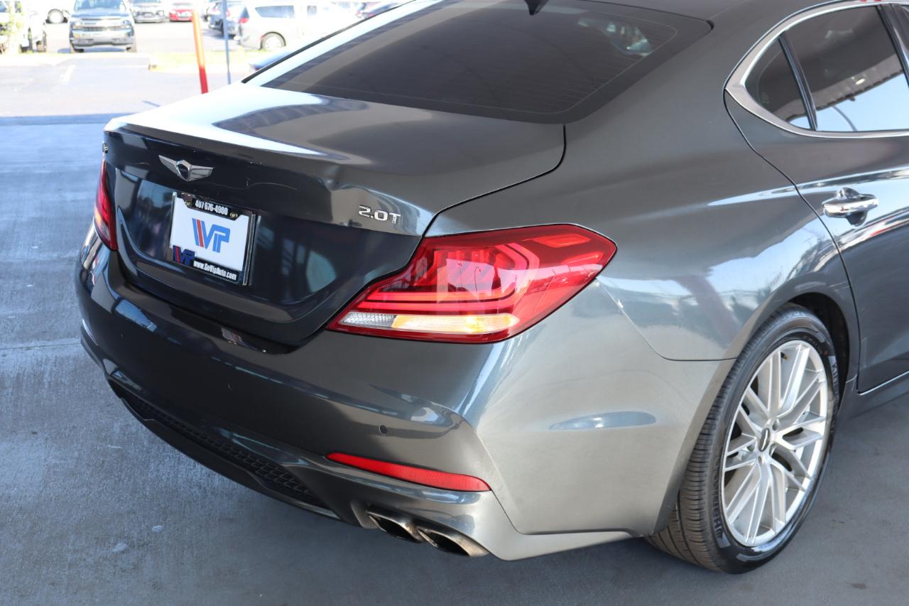 Genesis G70 2.0T RWD 2021