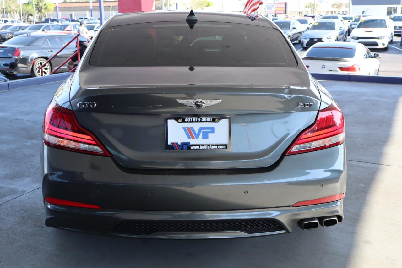 Genesis G70 2.0T RWD 2021