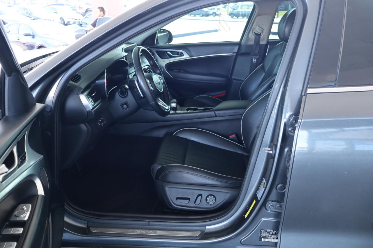 Genesis G70 2.0T RWD 2021