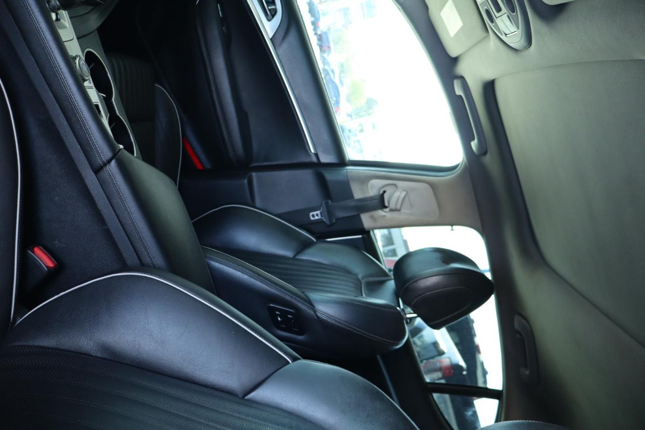 Genesis G70 2.0T RWD 2021