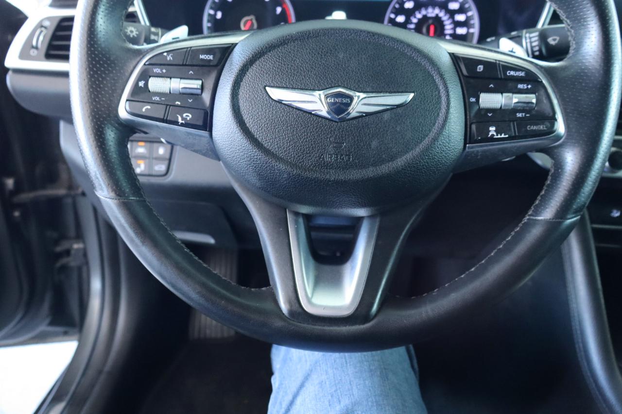 Genesis G70 2.0T RWD 2021