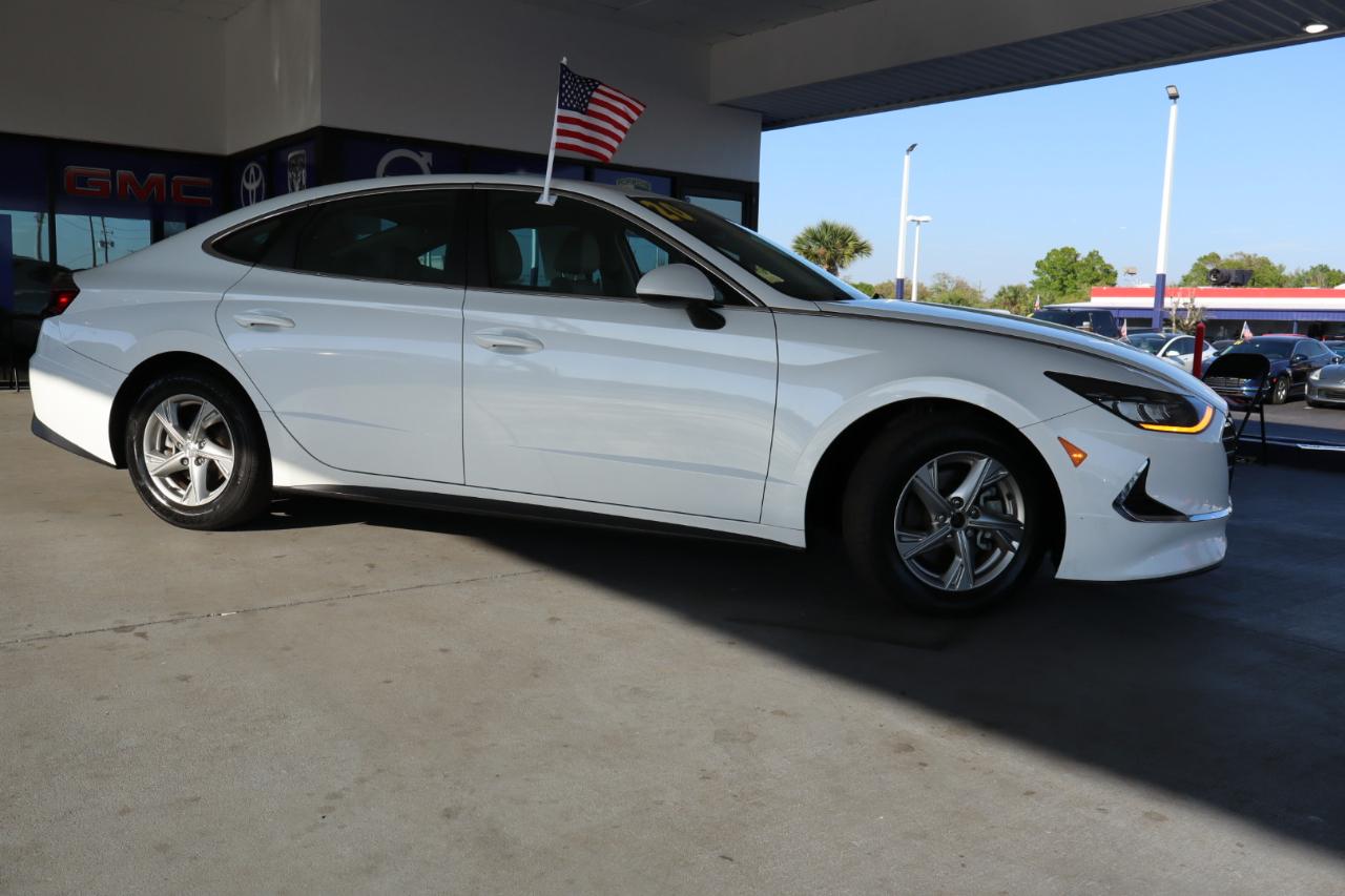 Hyundai Sonata SE 2.5L 2020