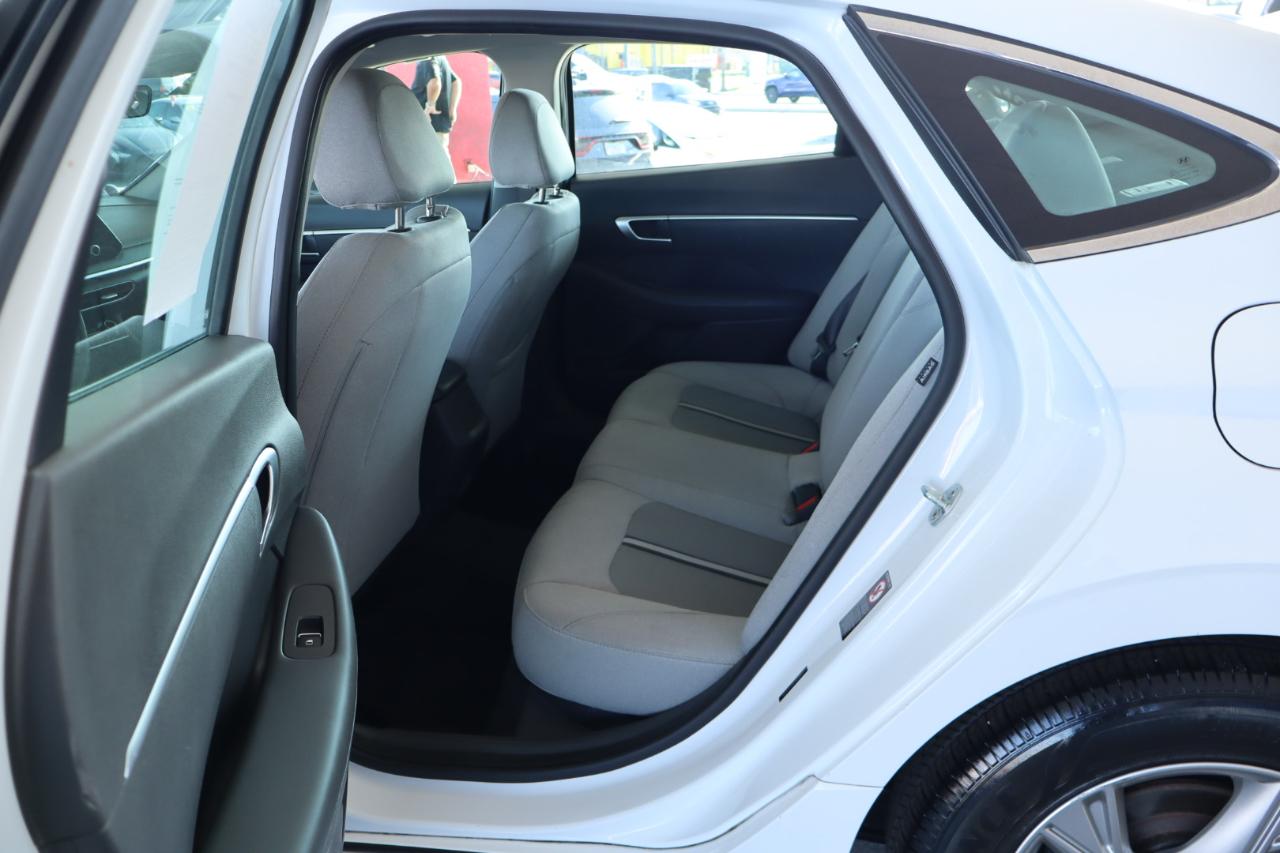 Hyundai Sonata SE 2.5L 2020