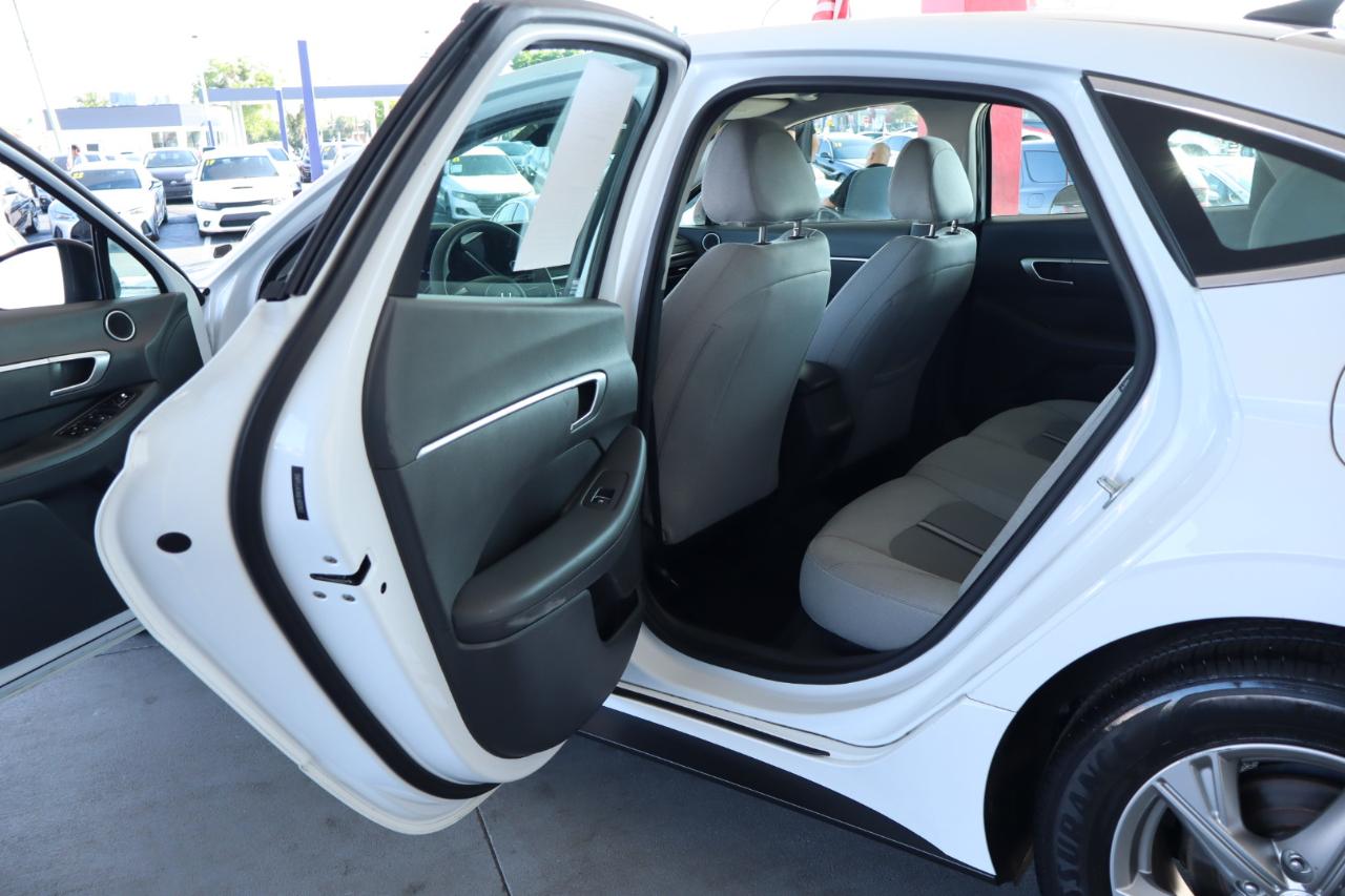 Hyundai Sonata SE 2.5L 2020