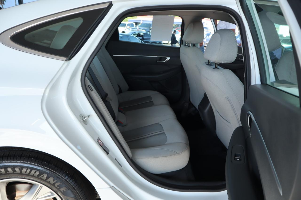 Hyundai Sonata SE 2.5L 2020