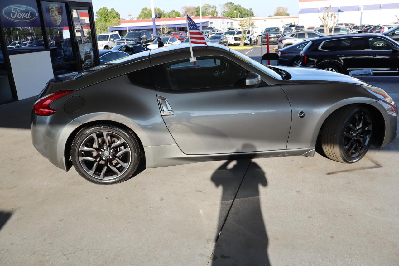 Nissan 370Z 2dr Cpe Auto 2015