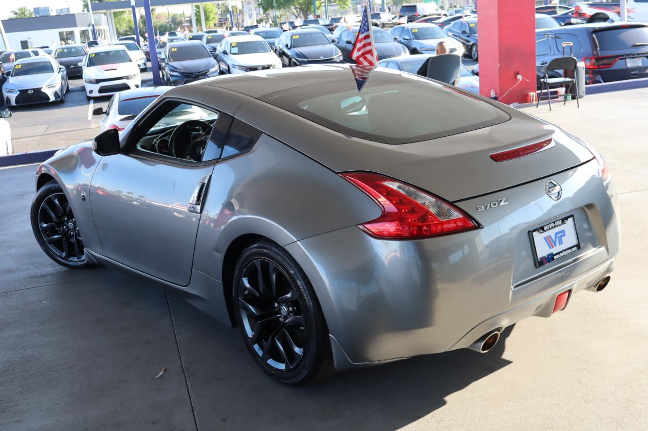 Nissan 370Z 2dr Cpe Auto 2015