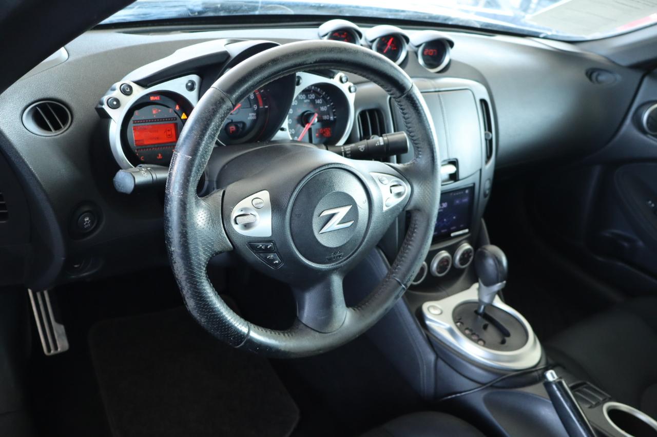 Nissan 370Z 2dr Cpe Auto 2015