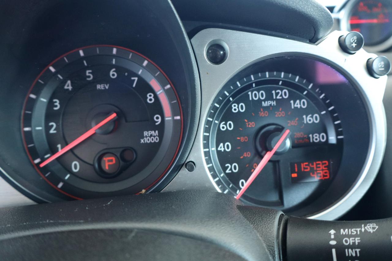 Nissan 370Z 2dr Cpe Auto 2015