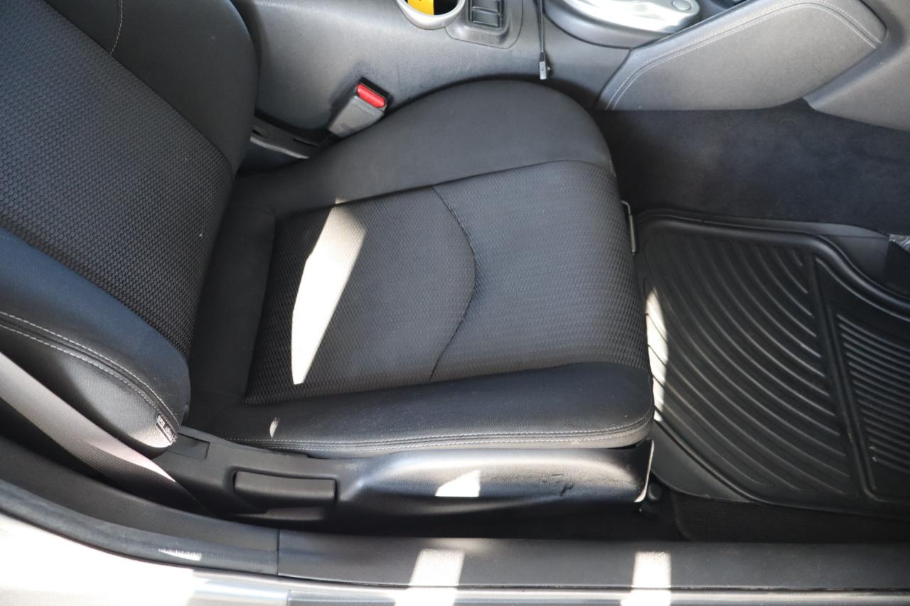 Nissan 370Z 2dr Cpe Auto 2015