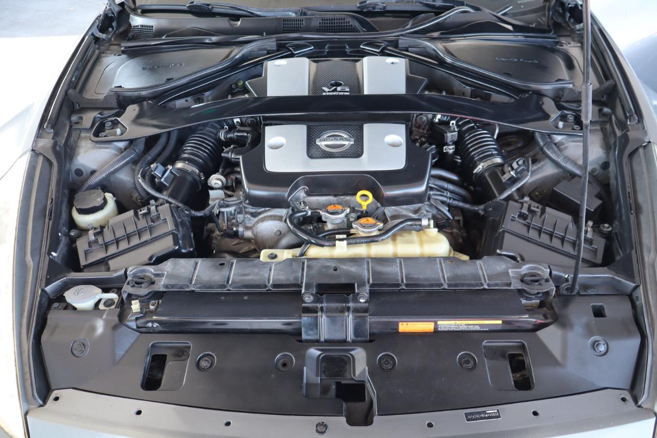 Nissan 370Z 2dr Cpe Auto 2015