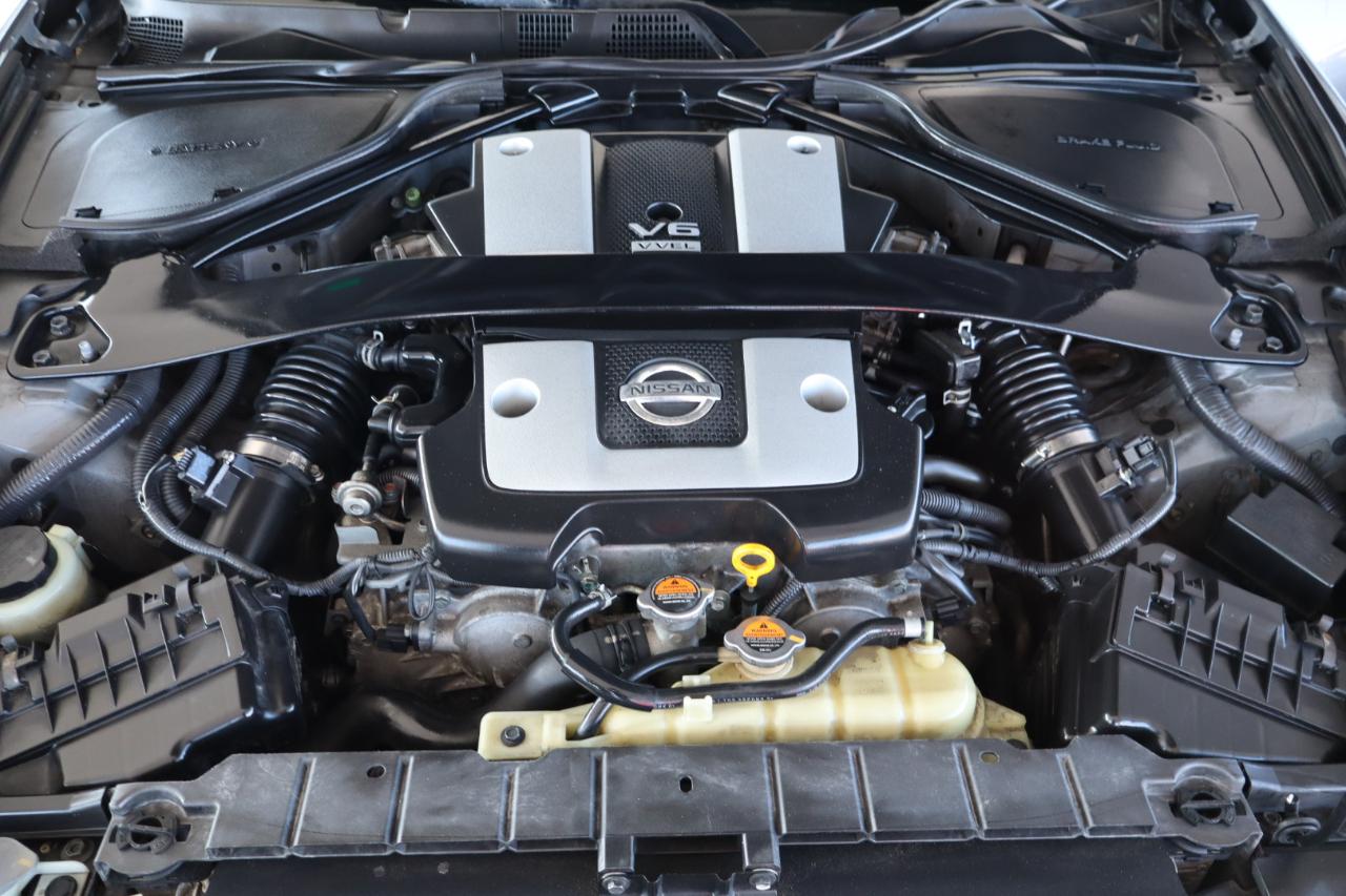 Nissan 370Z 2dr Cpe Auto 2015