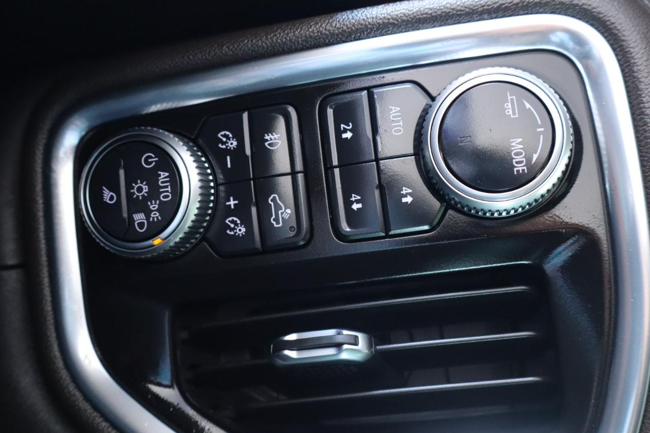 GMC Sierra 2500HD 4WD Crew Cab 159" SLT 2020