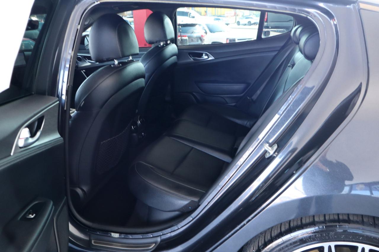 Kia Stinger GT1 AWD 2022