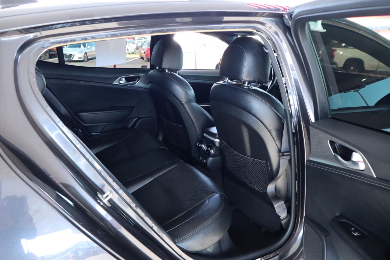 Kia Stinger GT1 AWD 2022