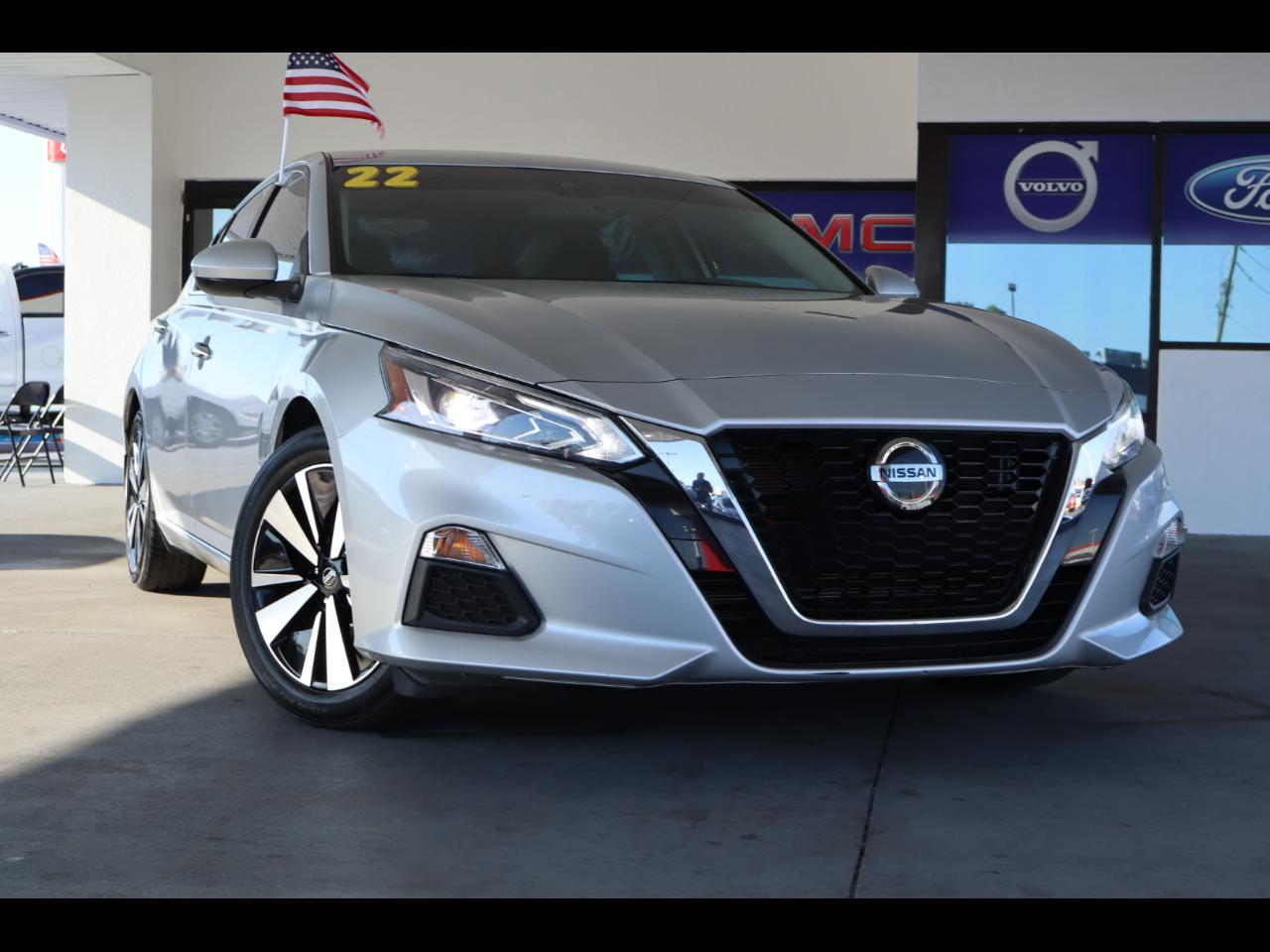 Nissan Altima 2.5 SV Sedan 2022