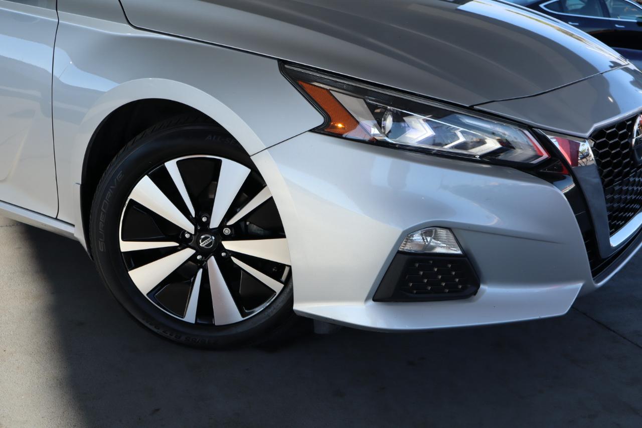 Nissan Altima 2.5 SV Sedan 2022