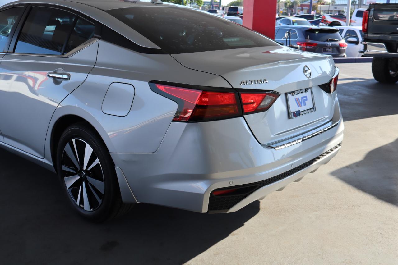 Nissan Altima 2.5 SV Sedan 2022