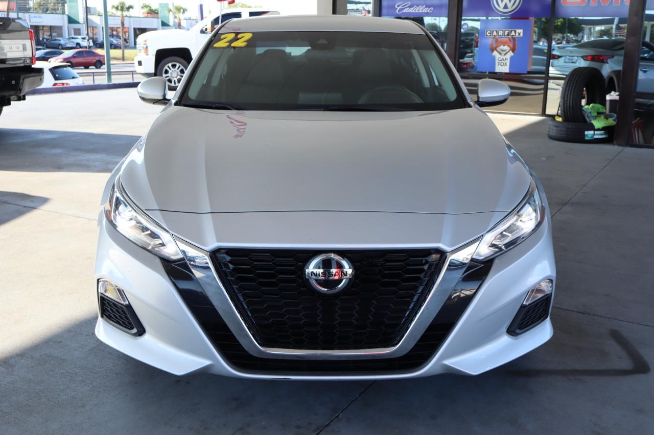 Nissan Altima 2.5 SV Sedan 2022
