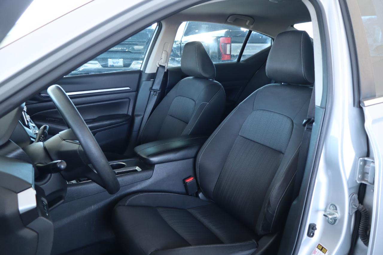 Nissan Altima 2.5 SV Sedan 2022