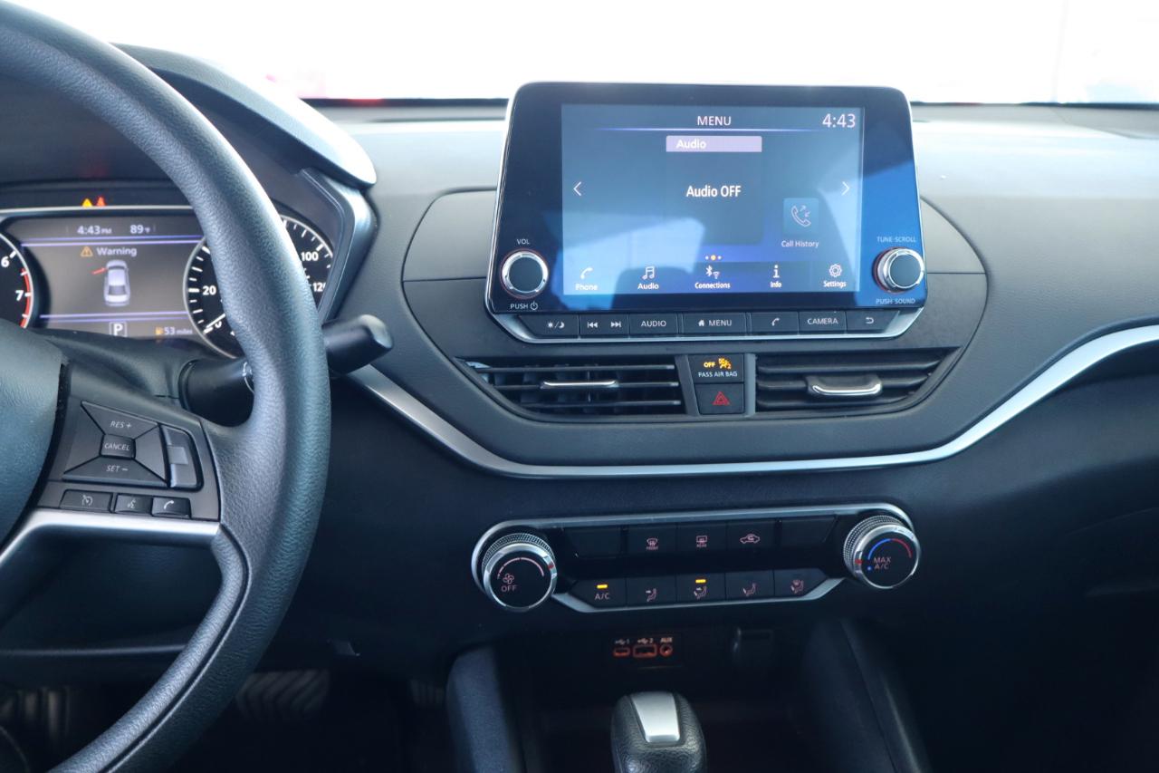 Nissan Altima 2.5 SV Sedan 2022