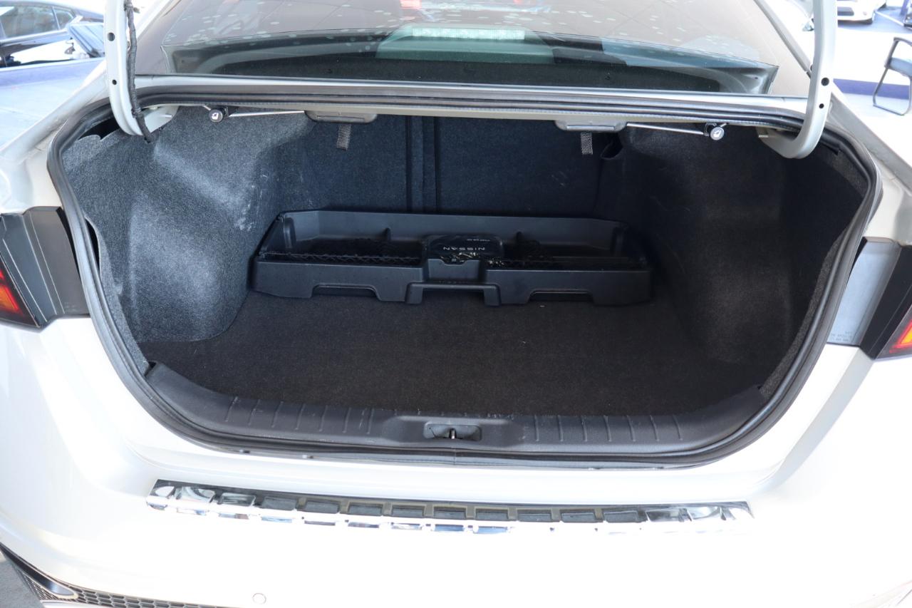 Nissan Altima 2.5 SV Sedan 2022