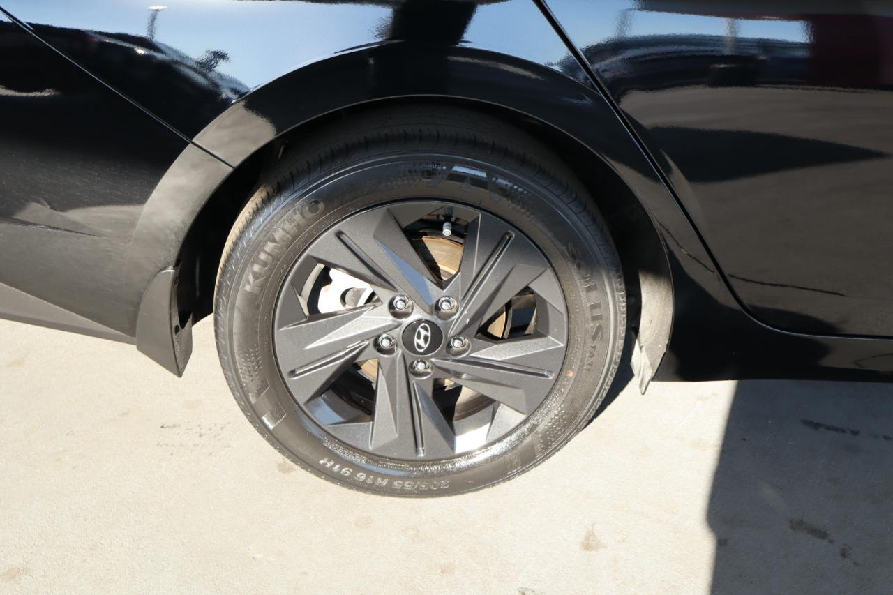 Hyundai Elantra SEL IVT 2023