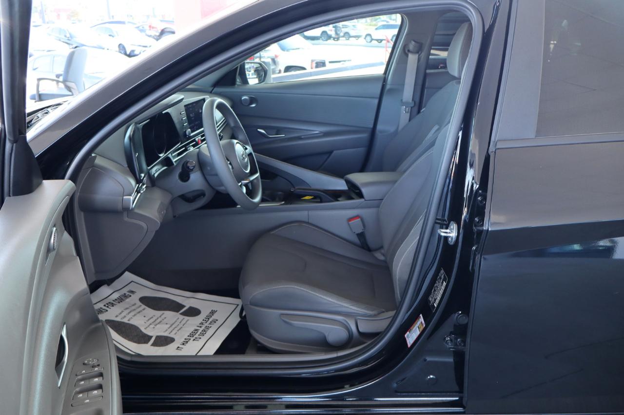 Hyundai Elantra SEL IVT 2023