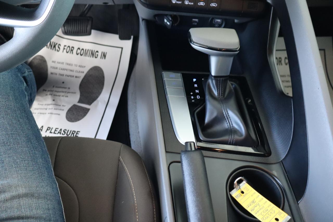 Hyundai Elantra SEL IVT 2023