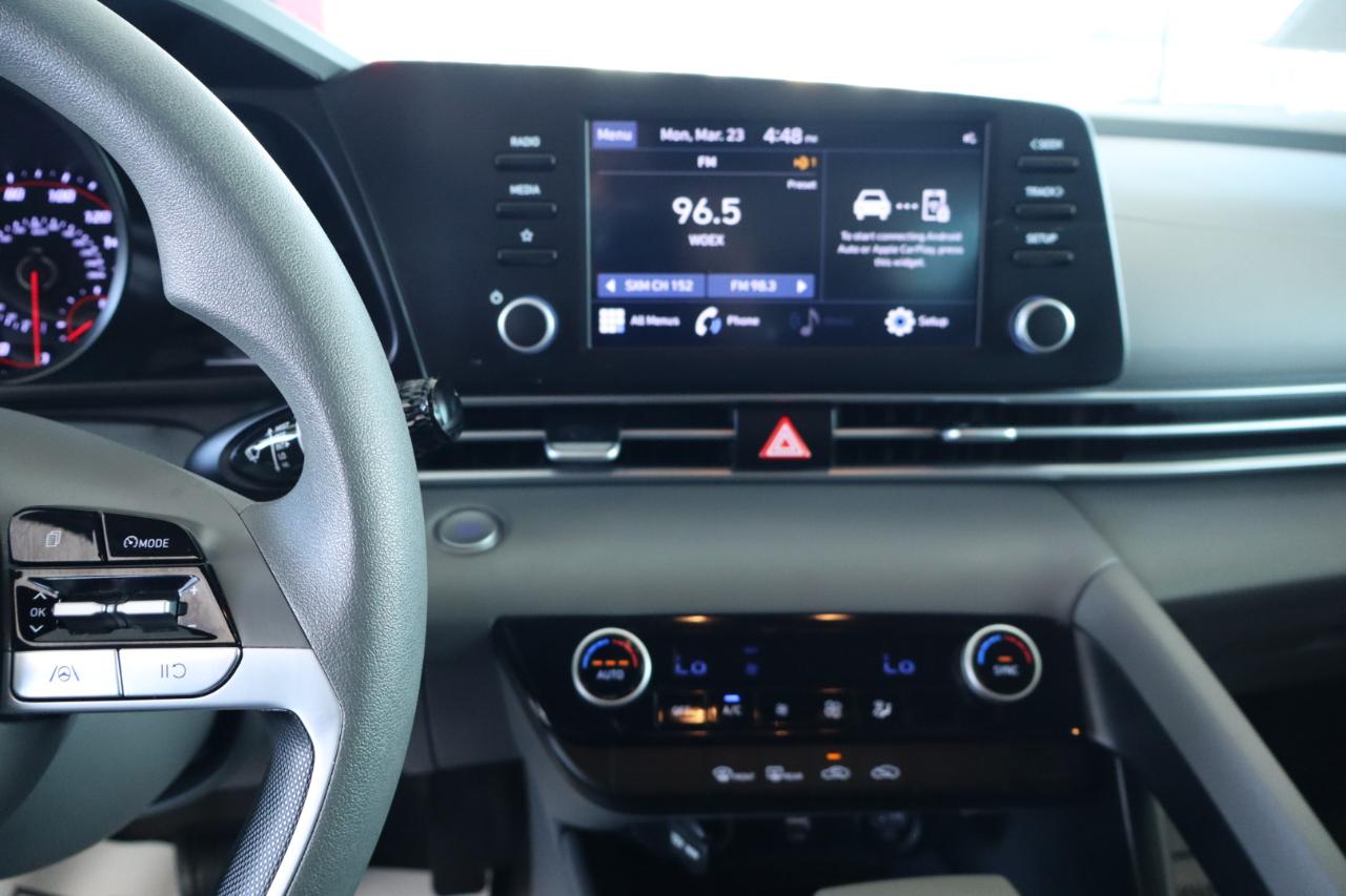 Hyundai Elantra SEL IVT 2023