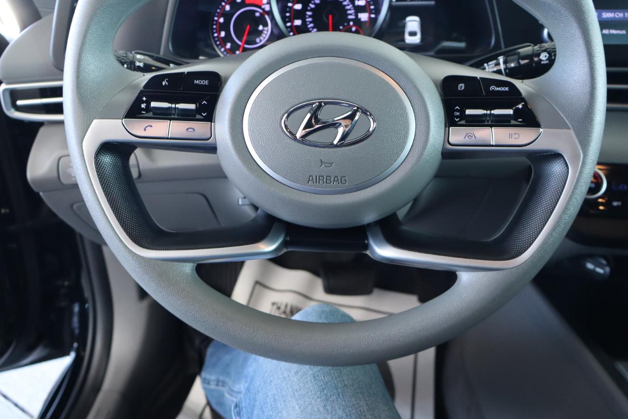 Hyundai Elantra SEL IVT 2023