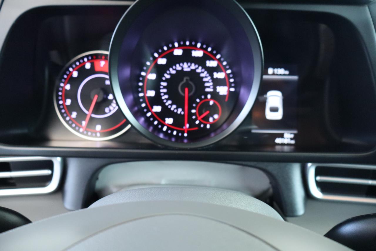 Hyundai Elantra SEL IVT 2023