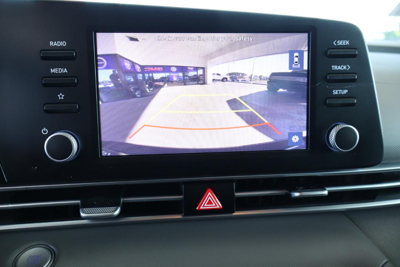 Hyundai Elantra SEL IVT 2023