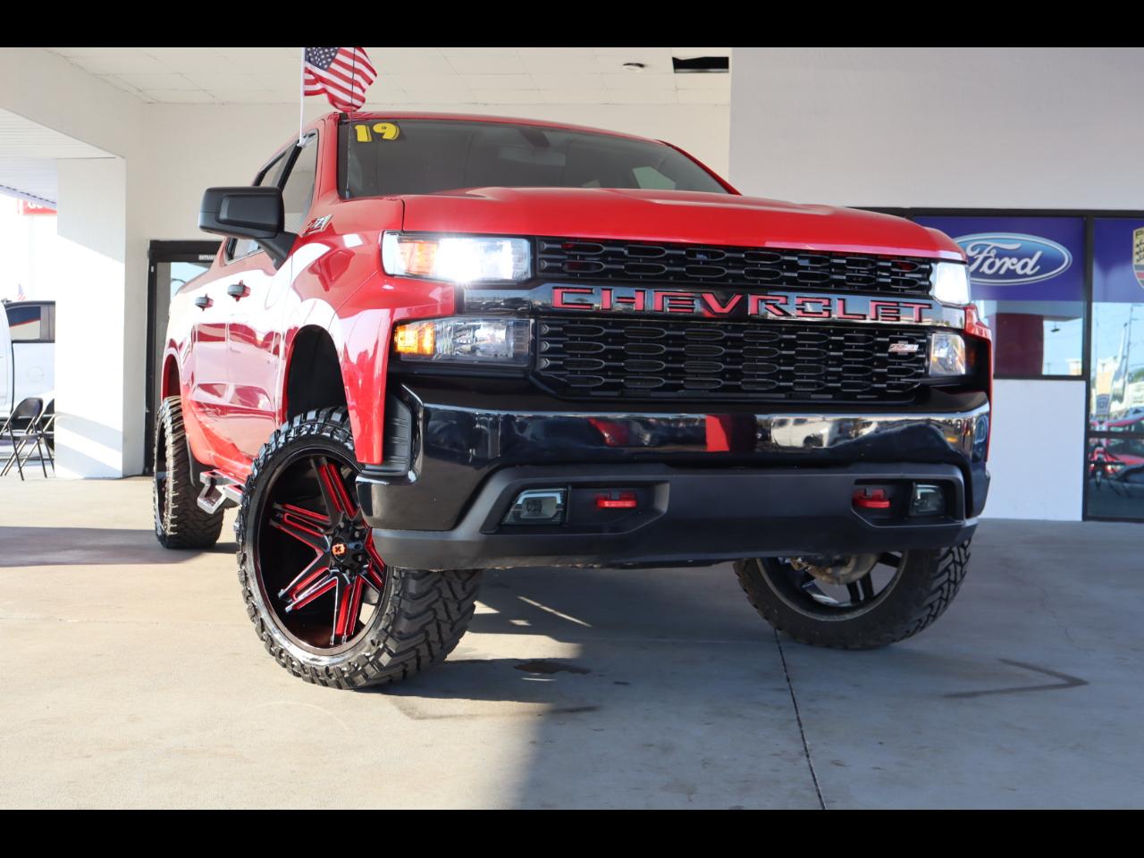 Chevrolet Silverado 1500 4WD Crew Cab 147" Custom Trail Boss 2019