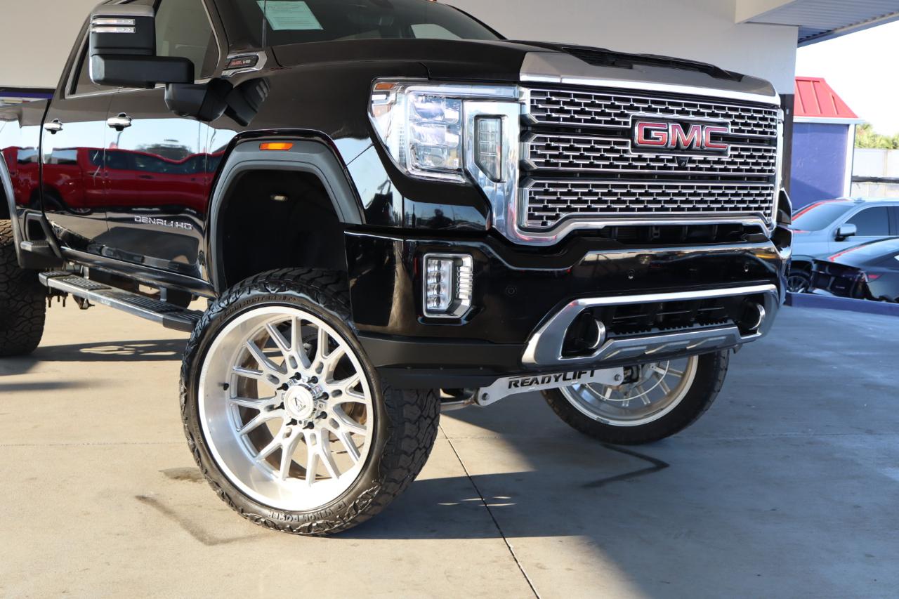 GMC Sierra 2500HD 4WD Crew Cab 159" Denali 2020