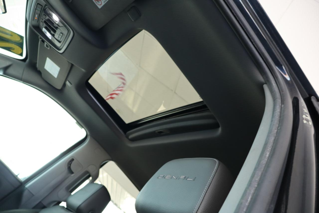 GMC Sierra 2500HD 4WD Crew Cab 159" Denali 2020