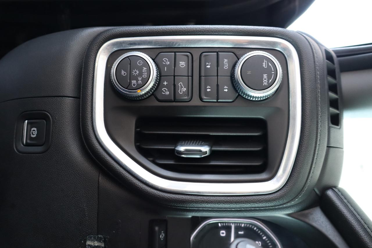 GMC Sierra 2500HD 4WD Crew Cab 159" Denali 2020