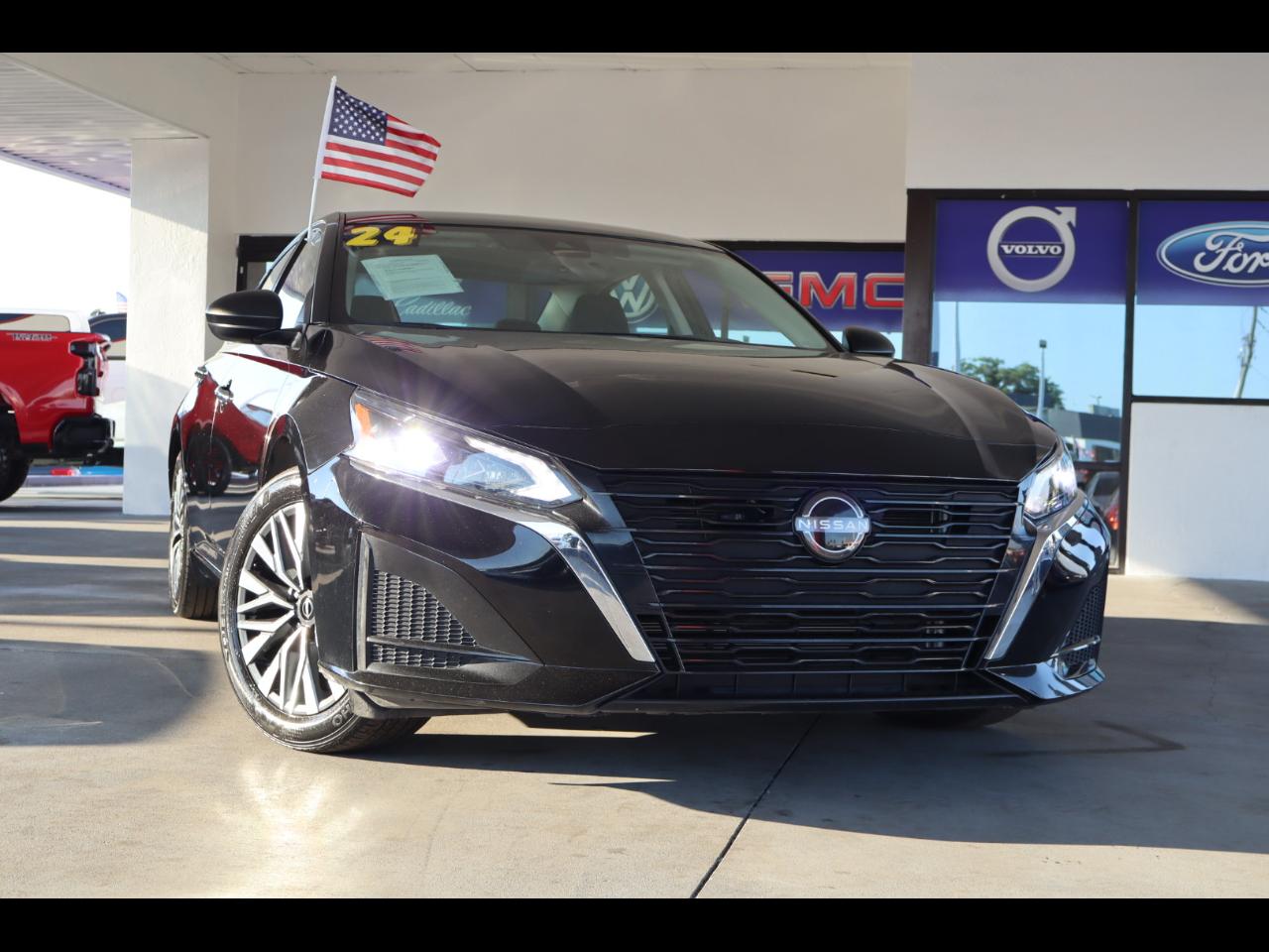 Nissan Altima 2.5 SV Sedan 2024